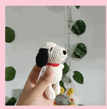 Snoopy em crochê feito à mão
