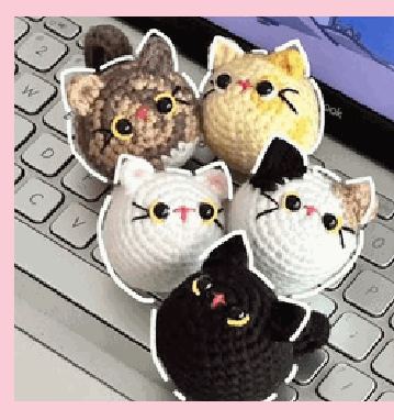 Mini gatinho roliço em crochê feito à mão